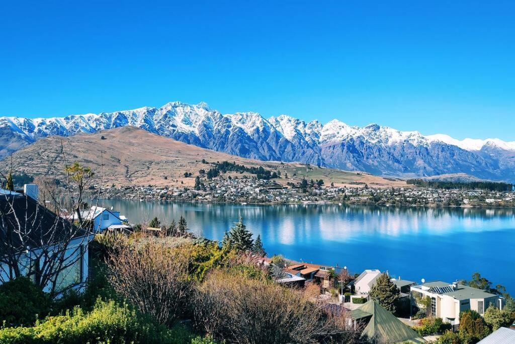 קווינסטאון Lovely Apartment- Amazing Lake & Mountain Views מראה חיצוני תמונה